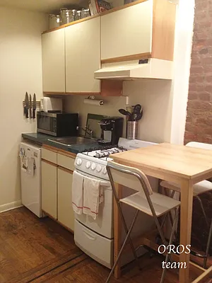 Rented by City Connections Realty | media 16