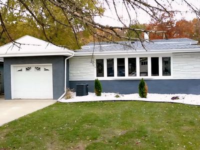 7033 E 1st Ave, Gary, IN, 46403