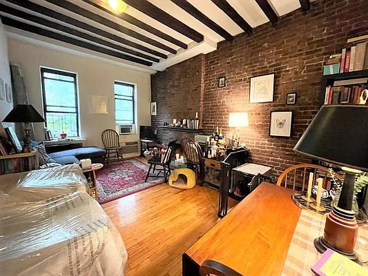 Rented by Best Apartments North Inc | media 12