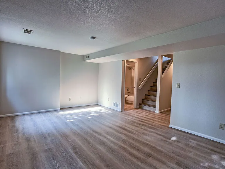 3025 W Stuart St E — Photo 21