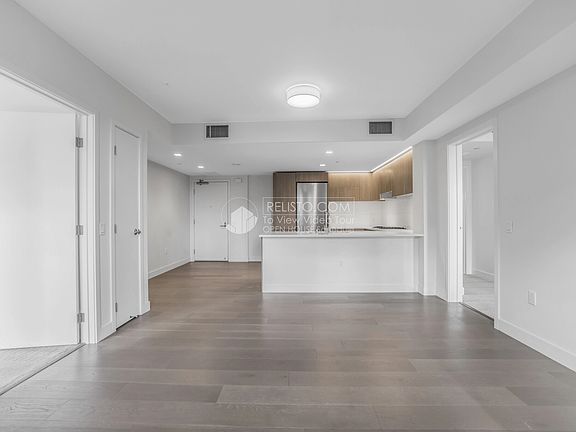2nd image of 1300 22nd St #209