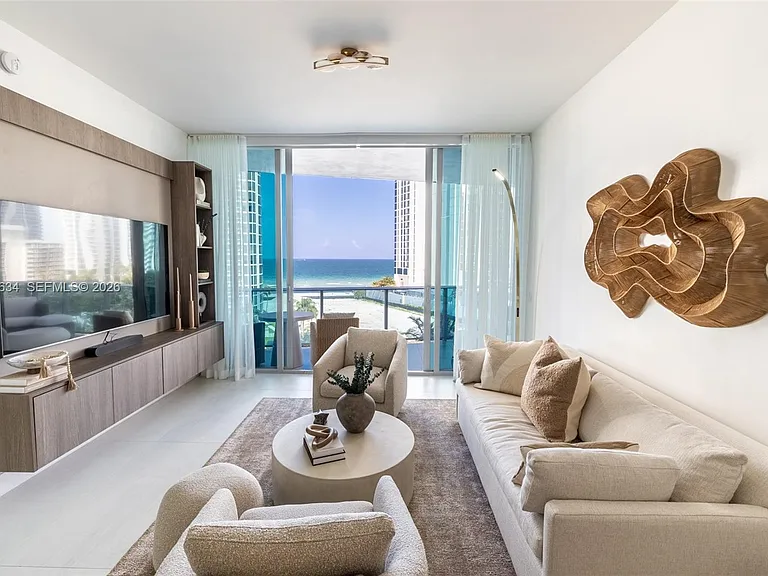 17550 Collins Ave #703 — Photo 30