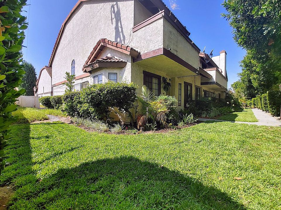 1st image of 132 Poxon Pl #12