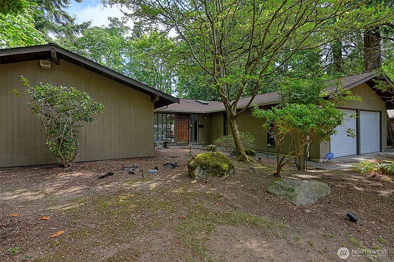 2nd image of 8808 SE 54th SE