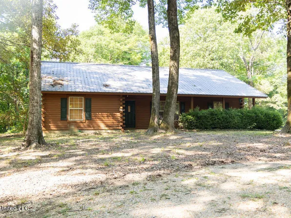1764 County Road 302, Greenwood, MS 38930