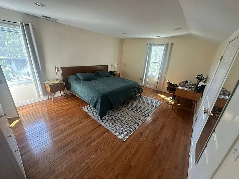 1790 Stratfield Rd — Photo 16