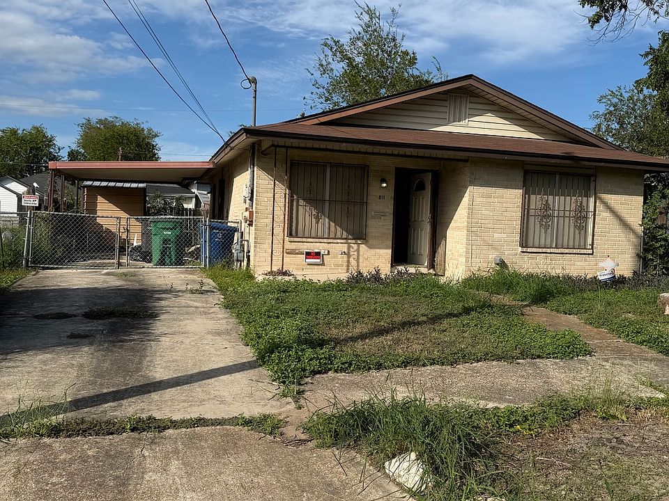 2nd image of 811 INDIANA ST