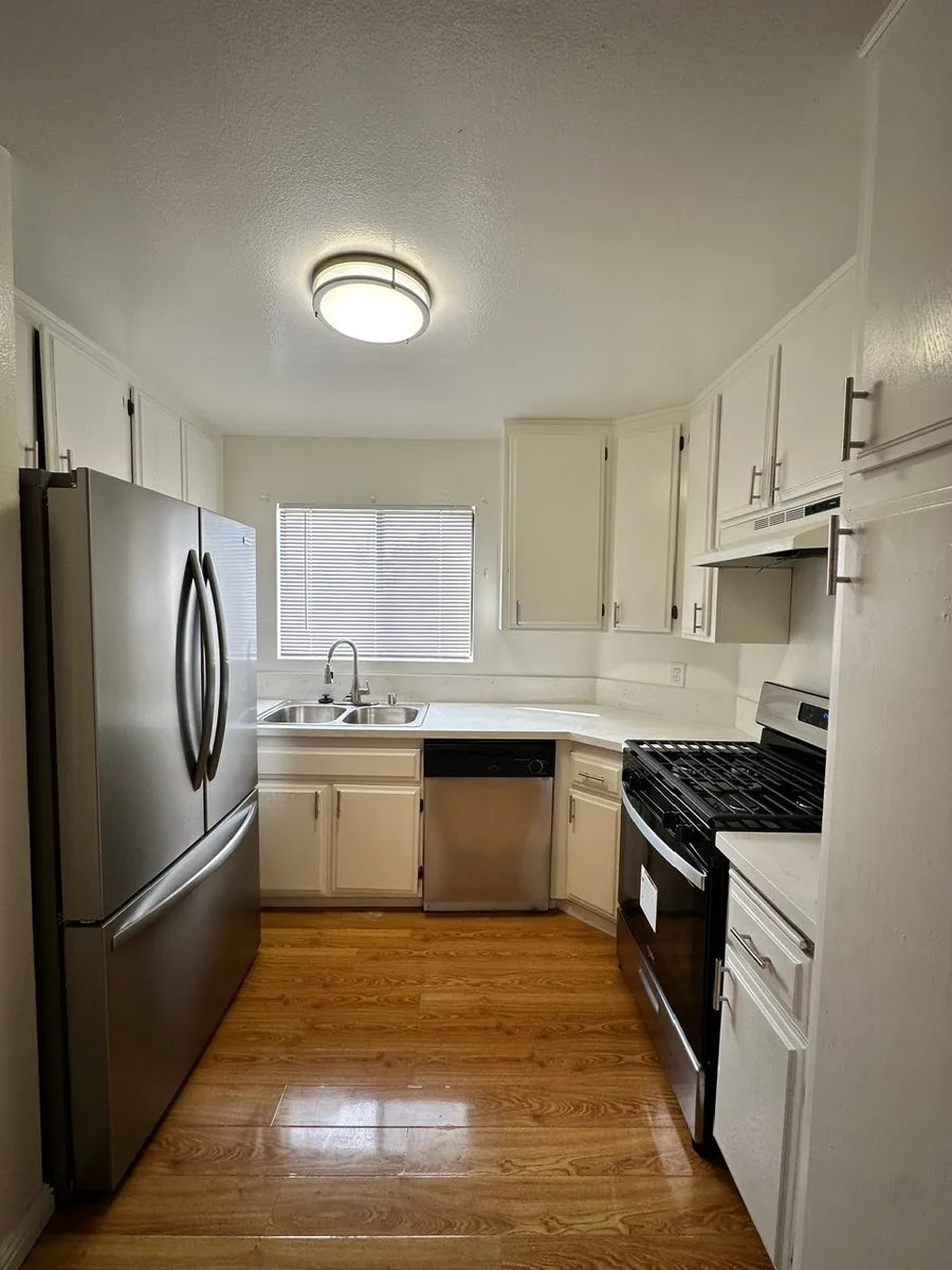 Lost of cabinet space - 1221 Stanley Ave #201