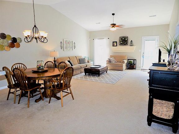 3rd image of 7824 Ellisville Ln