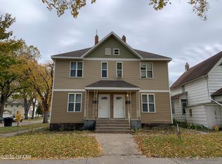 201 Walnut St, Grand Forks, ND 58201