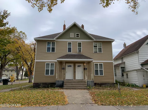 201 Walnut St, Grand Forks, ND 58201