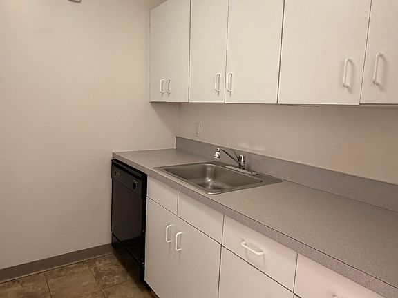 2nd image of 77-20 Austin St APT 3D