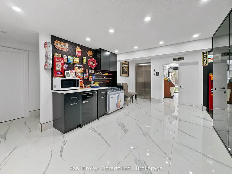 19 Zavarella Ct — Photo 23