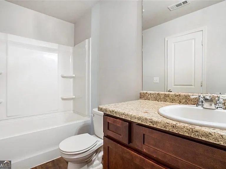 4043 Avalon Rd SW — Photo 9