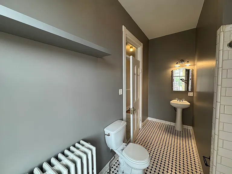 211 E King St #2 — Photo 22