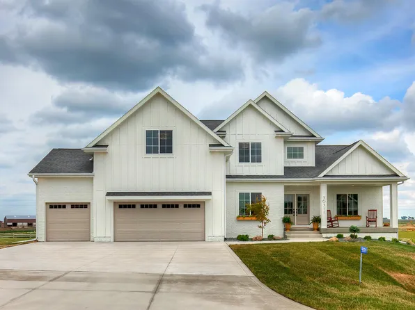 50311 Prairie Point Ct, Ames, IA 50014