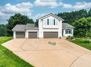 404 Hunter Ct, Holmen, WI 54636