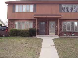 415 S Raven Rd, Shorewood, IL 60404