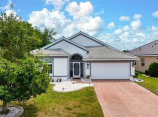 7005 Goldrush Ln, University Park, FL 34201
