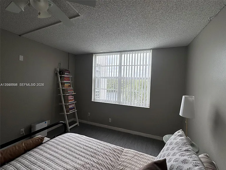 9450 Poinciana Pl #405 — Photo 8