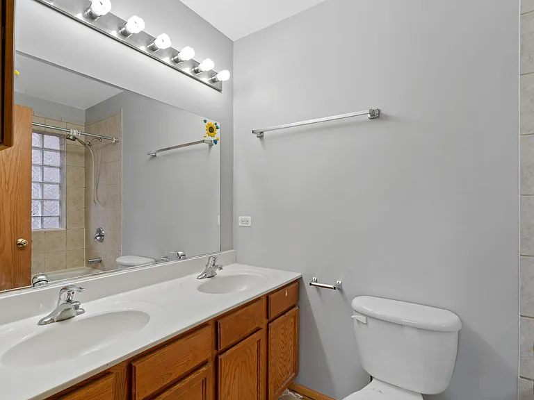 1610 S Union Ave #1 — Photo 7
