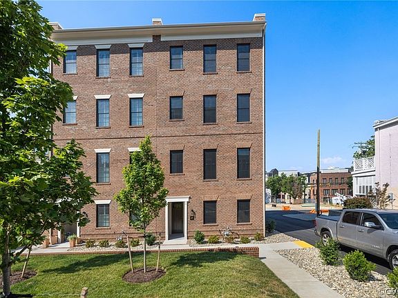 3rd image of 17 Foushee Mews Walk