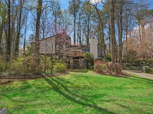 4938 Laurel Spring Dr NE, Roswell, GA 30075