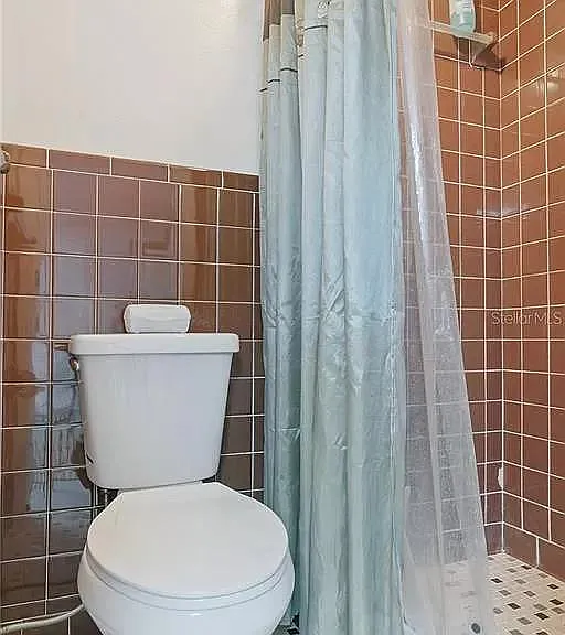4247 Gulfshore Ct — Photo 13