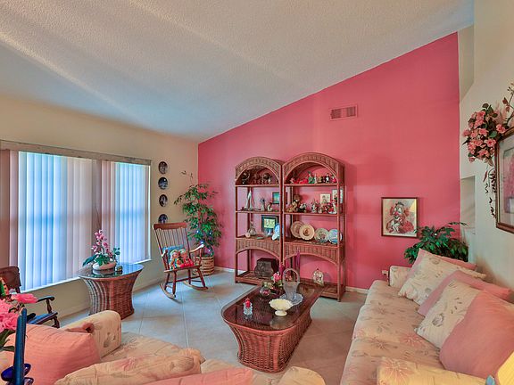 5th image of 904 Brookmeadow Dr