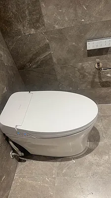 Rented by E Realty International Corp | media 68