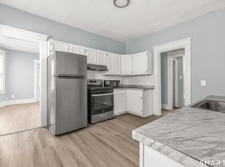 105 Carleton Ave, Bridgeport, CT 06604