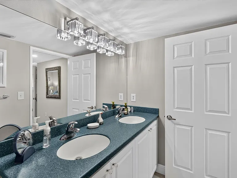 275 Palm Ave #D — Photo 27