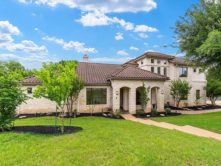 37 Autumn Oaks Dr — Photo 1