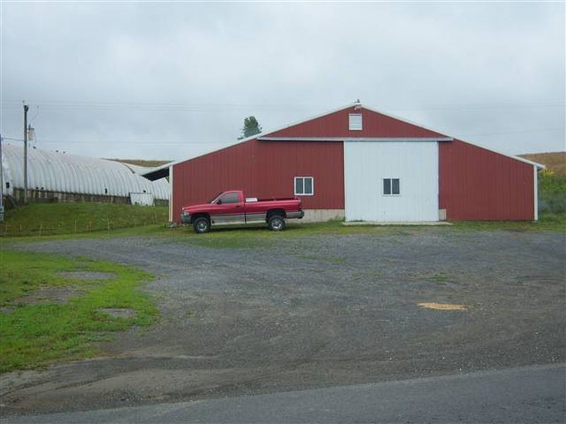 3rd image of 249 SPRAGUETOWN Road