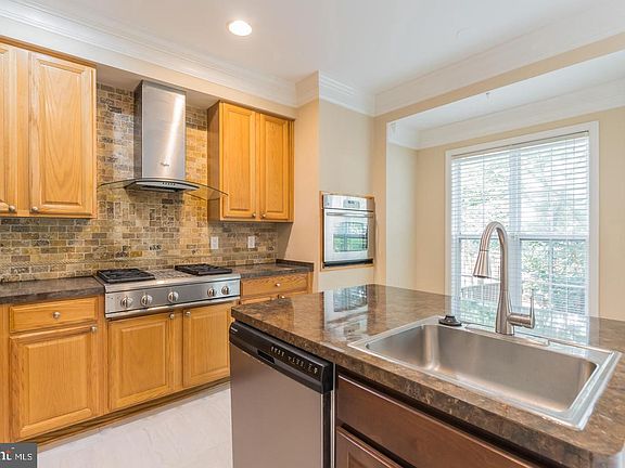 4th image of 15351 Bronco Way