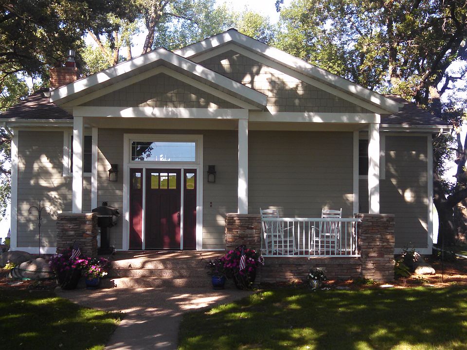 West Battle Lake Home 