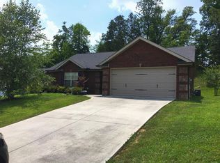 7672 Applecross Rd, Corryton, TN 37721