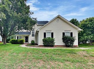 3701 Heather View Ln, Winston Salem, NC 27127