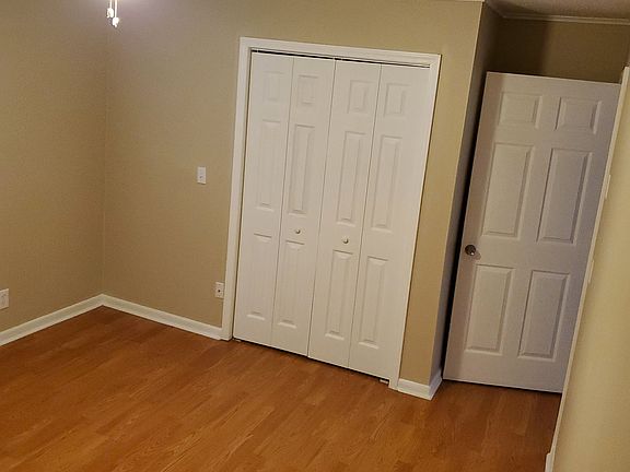 4th image of 6 Trenton St APT 17