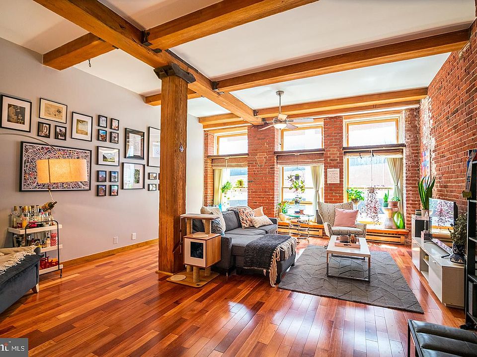1st image of 122 Chestnut St #24-203