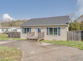 813 Harvest Meadows Dr, Kodak, TN 37764