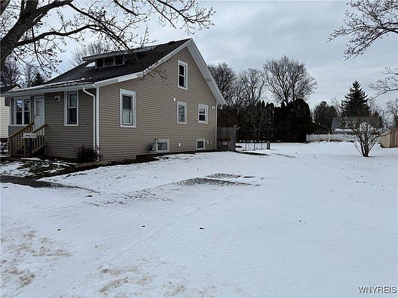3rd image of 23 Kibbe Ave