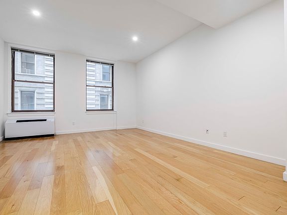 5th image of 37 Wall St APT 3T