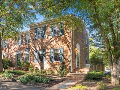 502 S Henry St, Alexandria, VA, 22314
