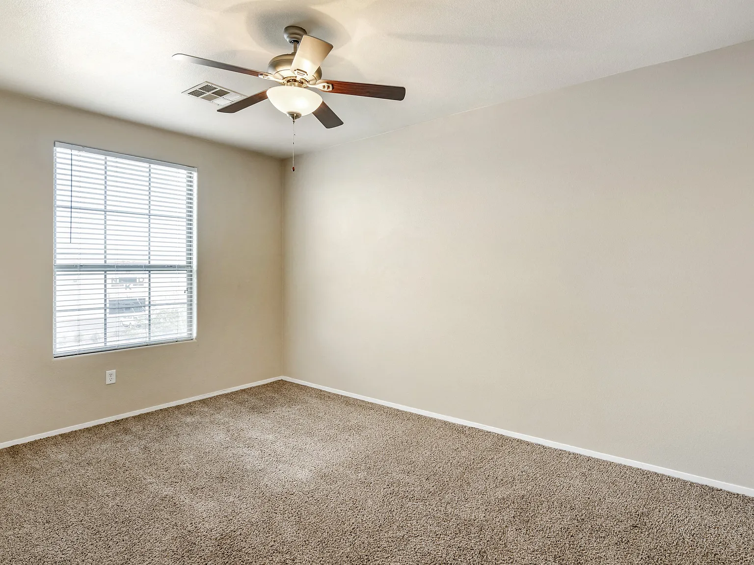 Sonata Apartment Homes — Photo 2
