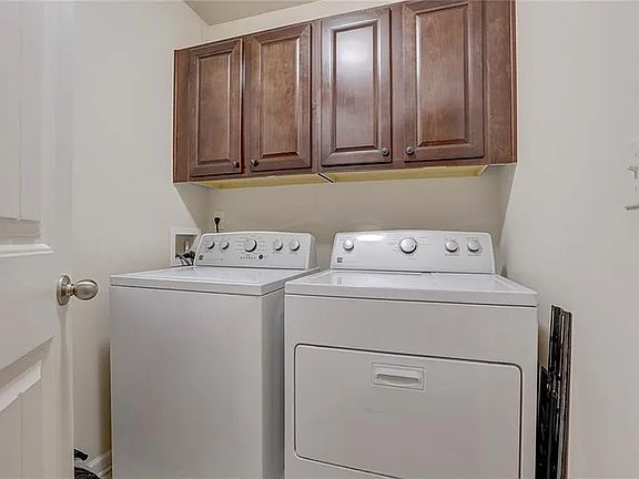 5th image of 1306 Hopkins Dr