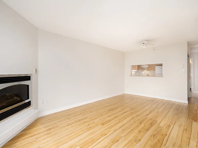 1148 Heffley Cres #1301 — Photo 3