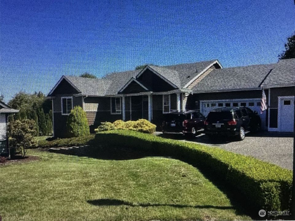 1st image of 2203 33rd Avenue Ct SW