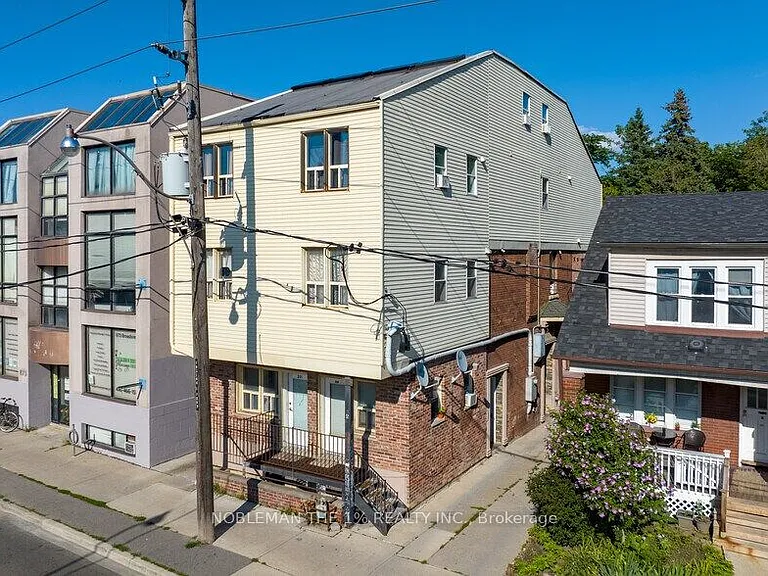869 Broadview Ave #402 — Photo 1