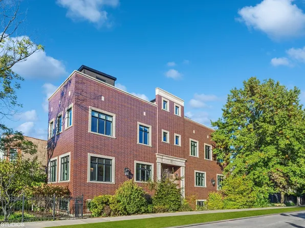 2156 W School St, Chicago, IL 60618